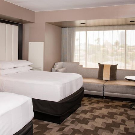 Beverly Hills Marriott Los Angeles Exterior foto
